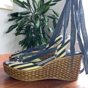 Montego Bay Club Size 8 Striped Wedge Heels Tie Around Ankle
